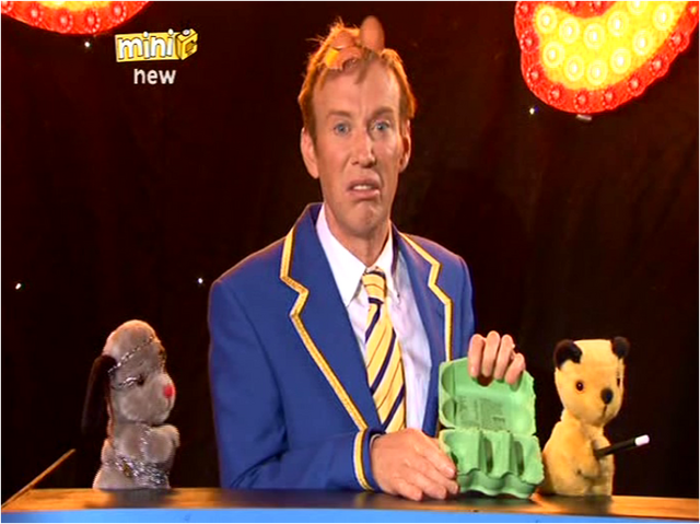 File:TheMagicShow2.png