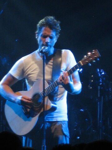 File:Chris Cornell Montreux Jazz Festival 2005.jpg