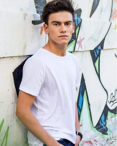 Datei:Agustin.png