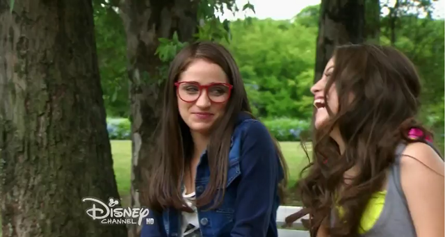 Archivo:Nina (40).png