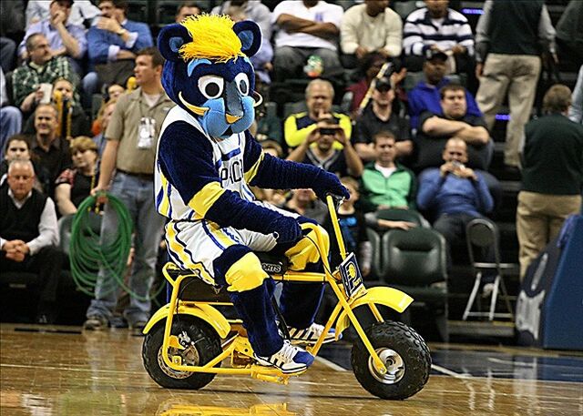 File:BoomerPacers.jpg