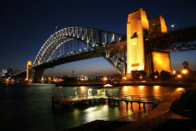 File:Harbour-Bridge,-Sydney,-Australia.jpg