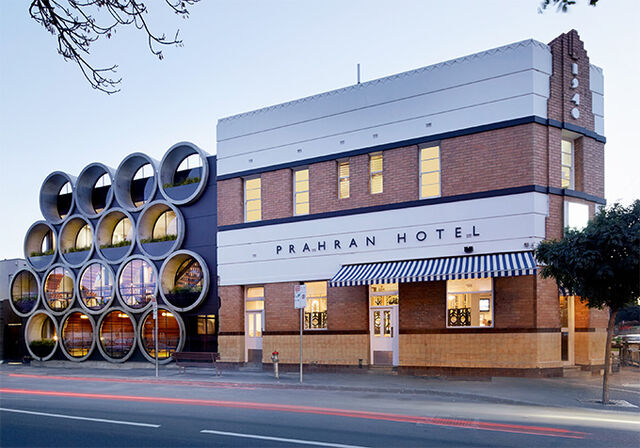 File:RealWorld Prahran Hotel.jpg