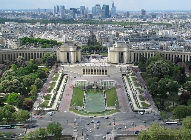 File:Palais de Chaillot.jpg