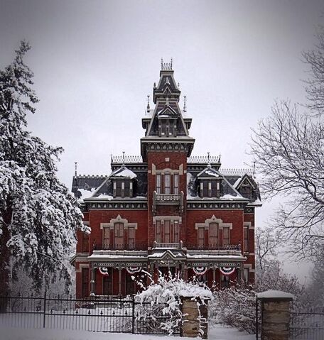 File:RealWorld Valie Mansion.jpg