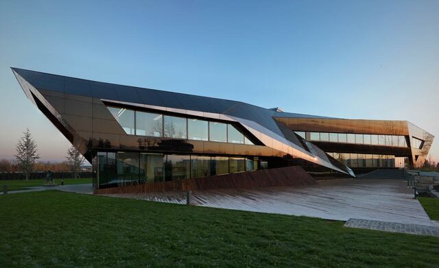 File:Oficina Vidre Negre.jpg