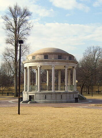 File:RealWorld Parkman Bandstand.jpeg