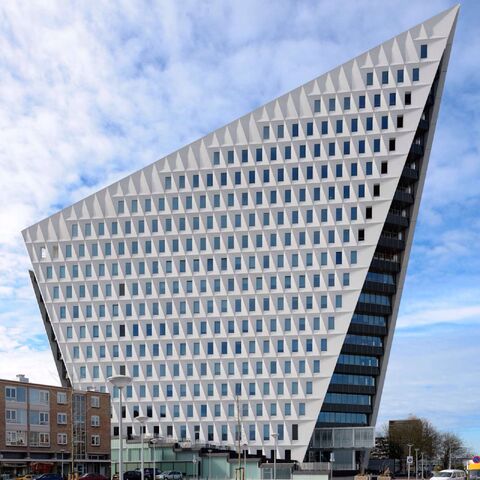 File:RealWorld Leyweg Office.jpg