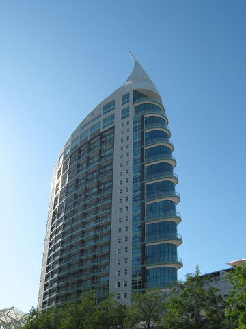 File:RealWorld Grand Prix Hotel.jpg