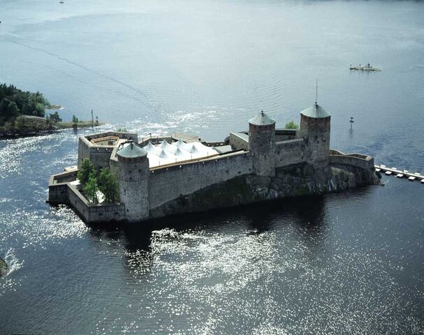 File:RealWorld Olavinlinna Castle.jpg