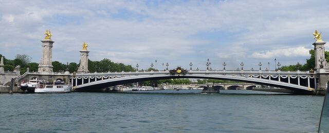 File:Pont Alexandre III.jpg
