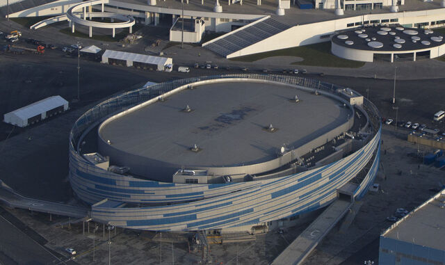 File:RealWorld Hockey Arena.jpg