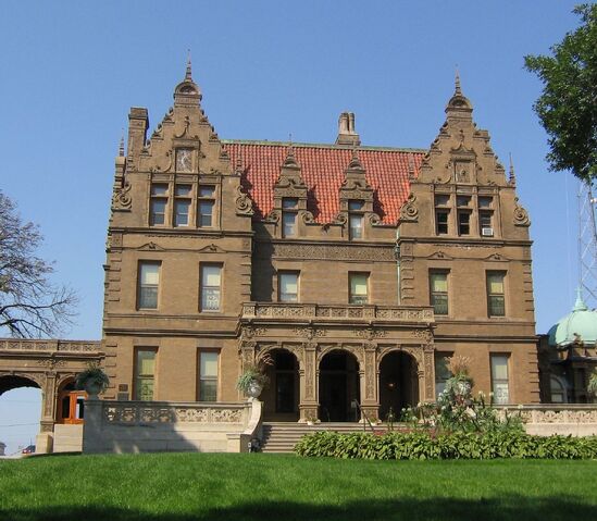 File:RealWorld Pabst Mansion.jpg