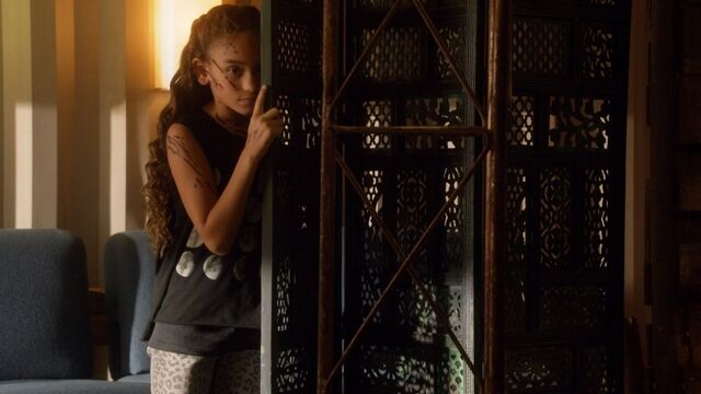 File:StarCrossed1x03 Lily1.jpg