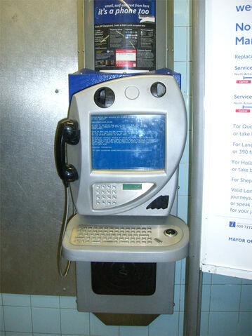 File:Bsod-on-phone-booth2.jpg