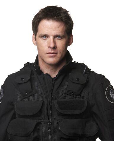 File:Cameron Mitchell 001.jpg