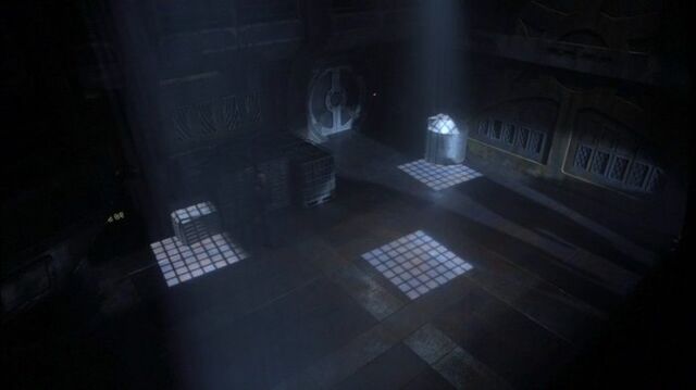 File:Holdningroom.jpg