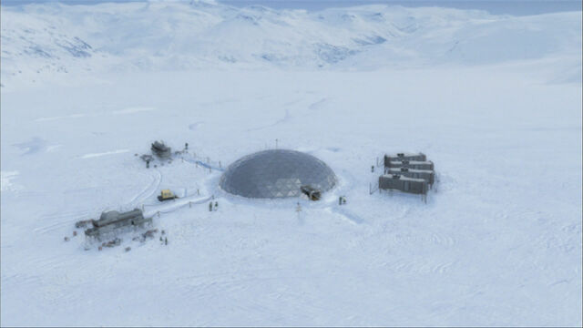 File:Antarctica outpost.jpg