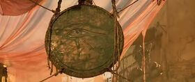 Stargate - bronze de l'oeil de Ra.jpg