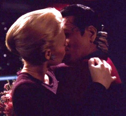 Fitxer:Chakotay 7de9.jpg