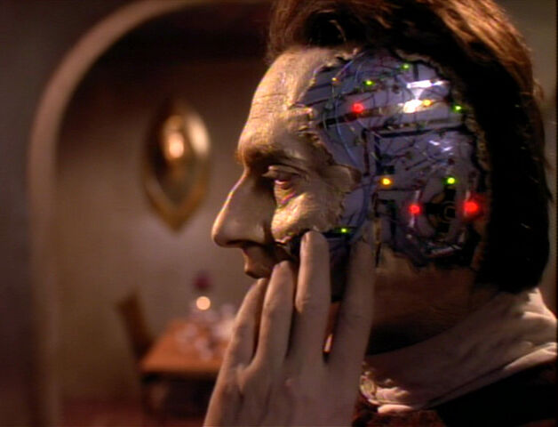File:Data injured.jpg