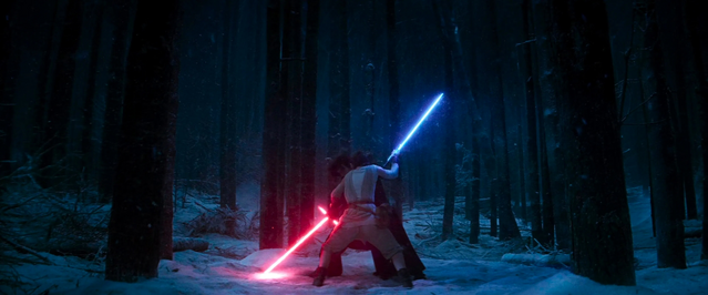 File:Kylo Ren duels Rey.png