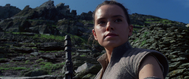 File:Rey on Ahch-To.png
