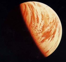 Fájl:79-kep----250px-Yavin.jpg