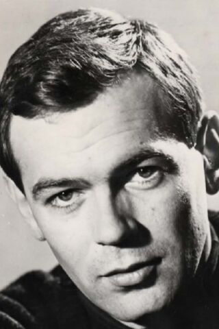 File:BurnellTucker.jpg