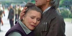 Leia Han hug.jpg