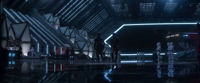 File:Finalizer hangar.jpg