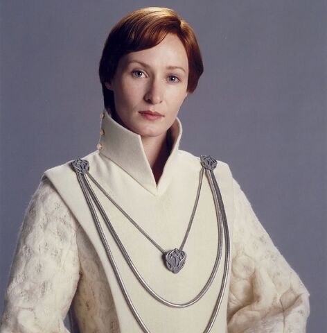 File:MonMothma2.jpg