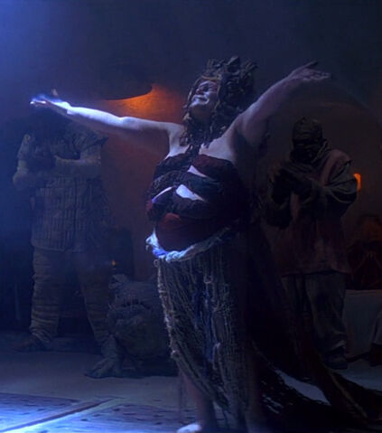 Файл:Yarna end dance RotJ.jpg