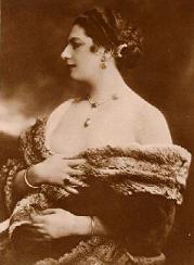File:MH-La-Scala-3.jpg