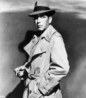 Humphrey Bogart Trenchcoat 01