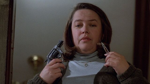 File:Misery-film-images-4c352189-edf6-4e2a-9b2c-70351034fa7.jpg