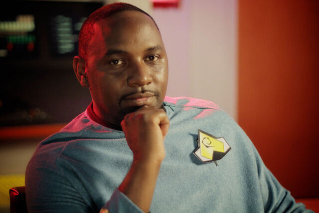 File:CAPTAIN POSE 1-FB.jpg