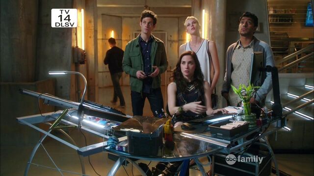 File:Stitchers1.03-268.jpg