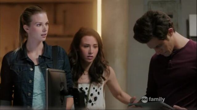 File:Stitchers1.02-2015-06-12-15h26m36s8.jpg