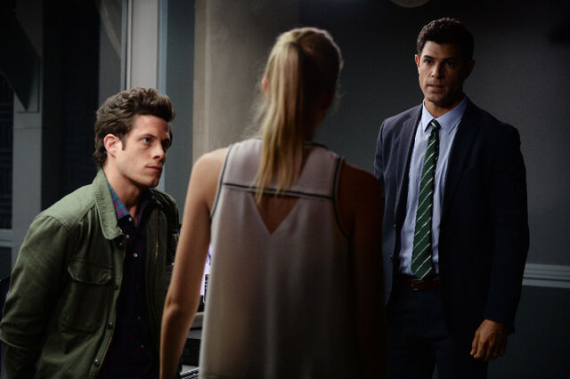 File:1x03-05.jpg