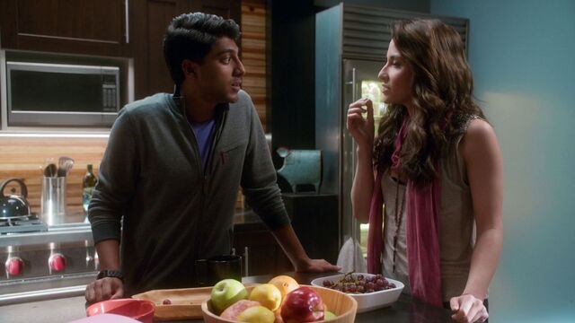 File:Stitchers1.04-191.jpg