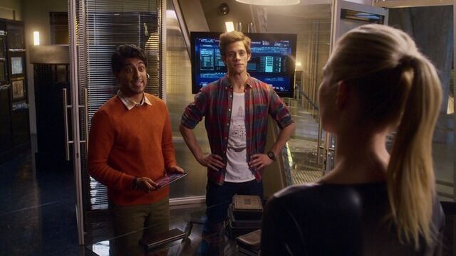 File:Stitchers101 1065.jpg