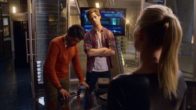 File:Stitchers101 1072.jpg