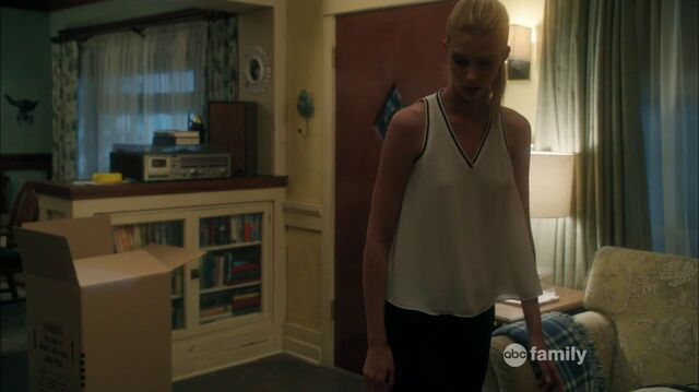File:Stitchers1.03-480.jpg