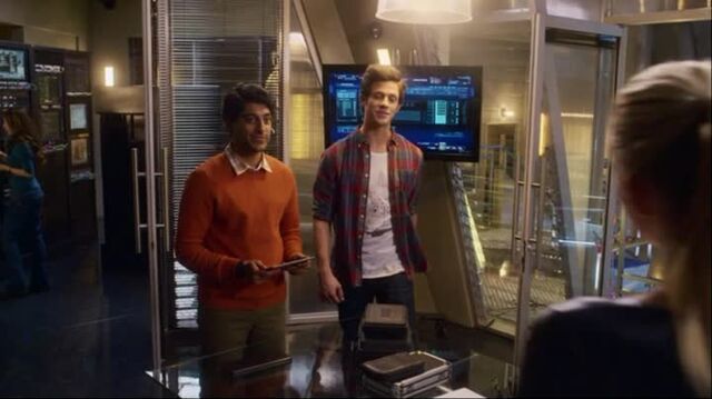 File:Stitchers1.01-00178.jpg