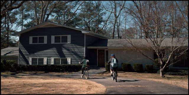 File:Ep6-Sinclair house.png