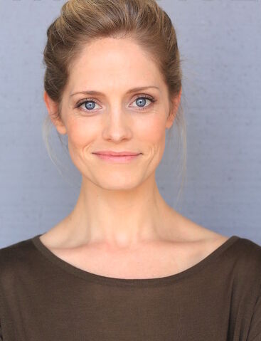 File:Stefanie Butler.jpg