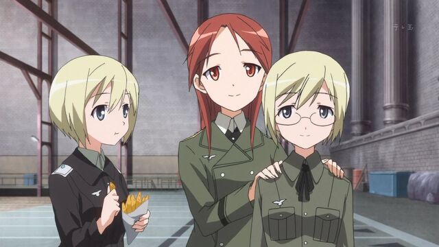 File:Minna has two hrtmanns.jpg