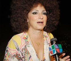 GloriaEstefan.jpg