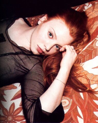 File:445 lauren ambrose.jpg